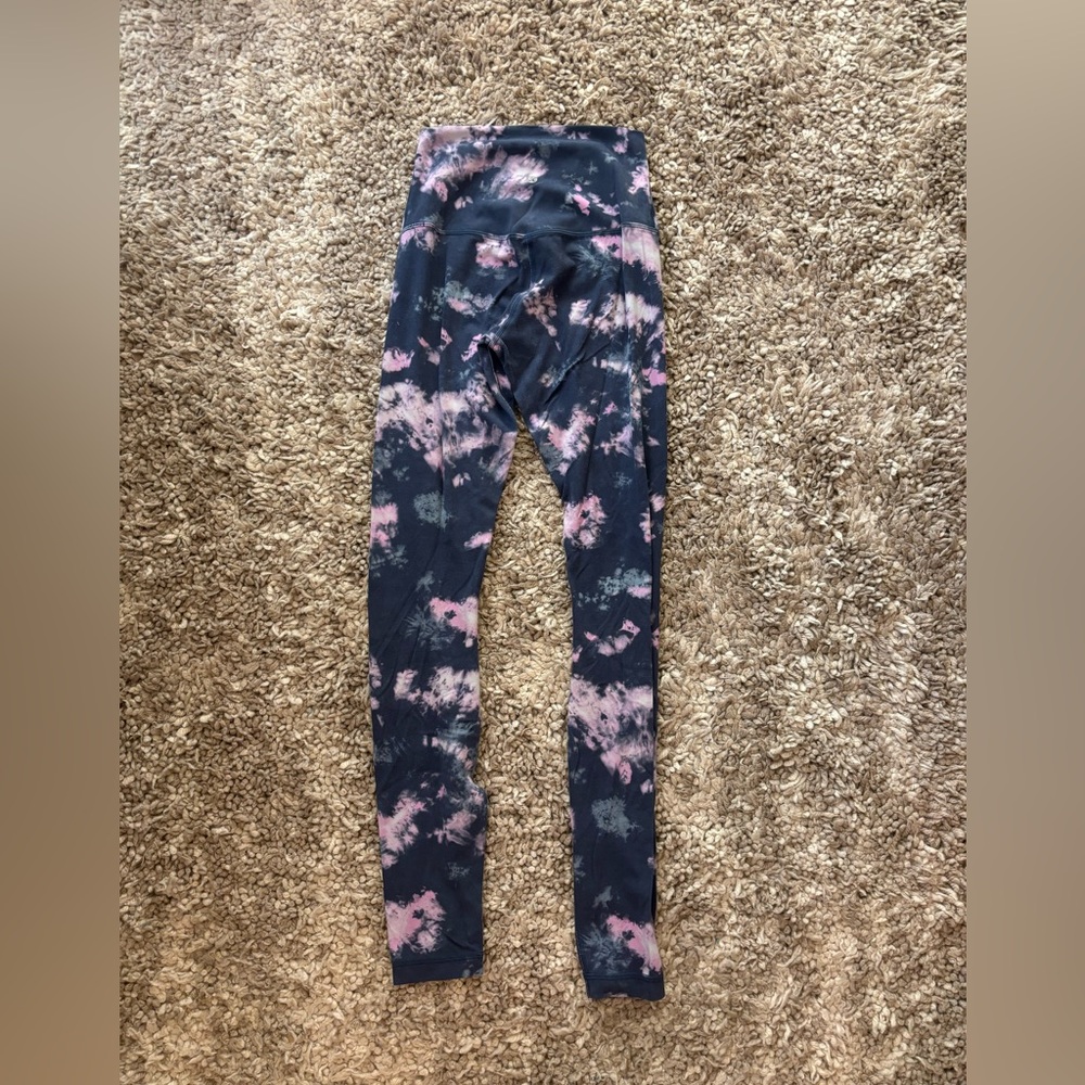 Lululemon Align High-Rise Pant 28"
Circulate Tie Dye Mineral Blue Multi